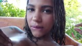 Increíble mulata brasileña se masturba en primer plano